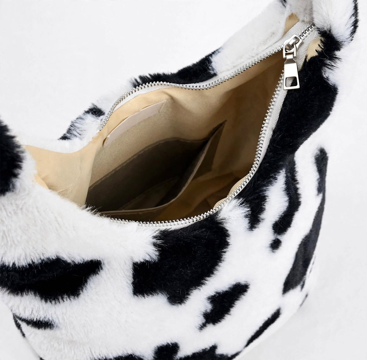 Le Pre - Vache Noir Blanc