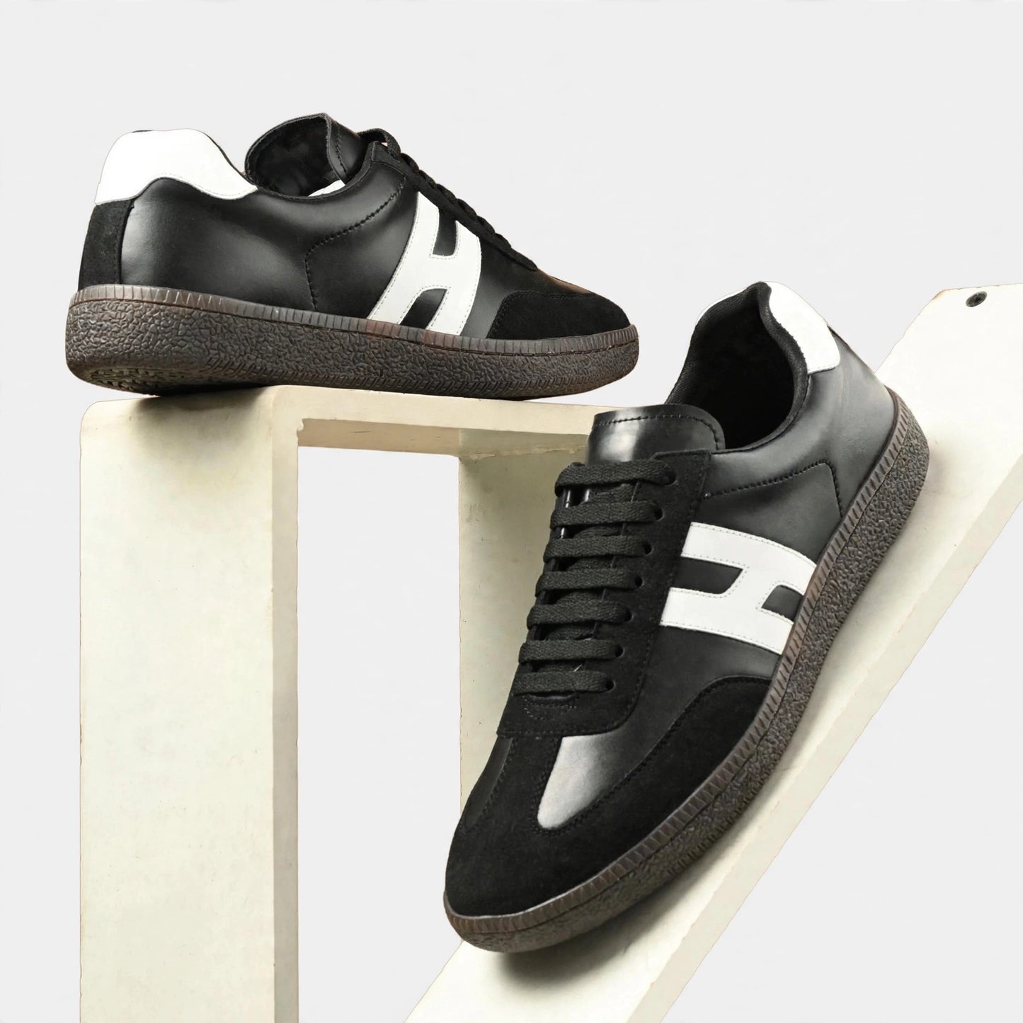 Casual Unisex Sneakers