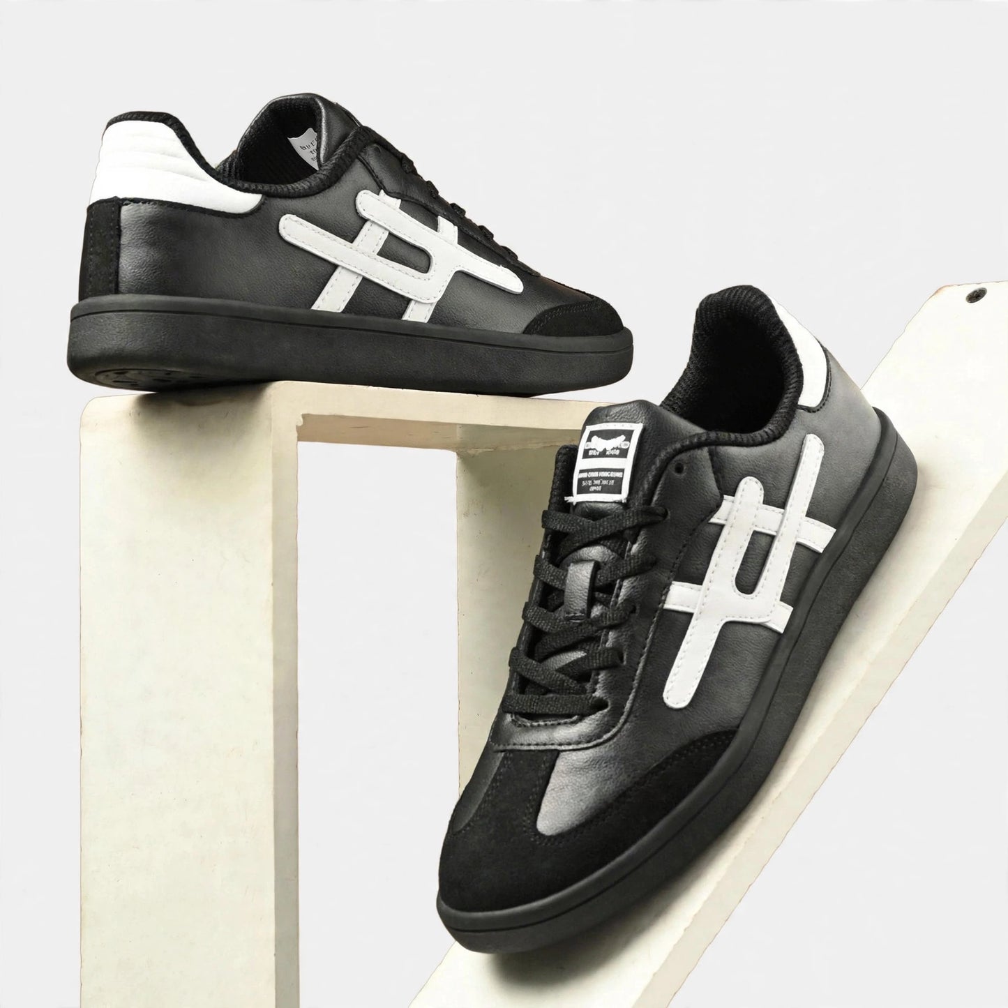 Casual Unisex Sneakers